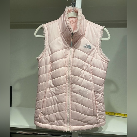 The North Face Reversible Soft Pink Vest - Picture 2 of 6